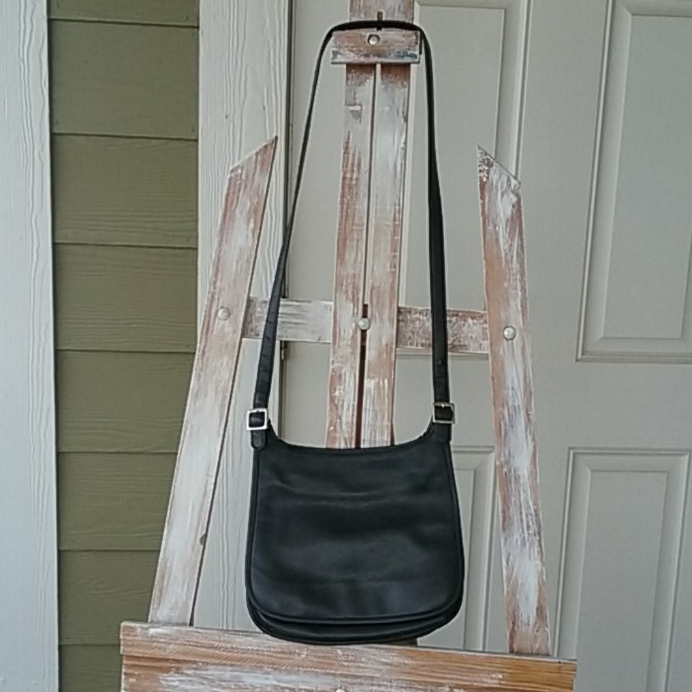 Giani Bernini leather purse